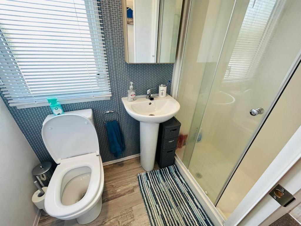 מלון Lytchett Minster Sunset Terrace Rockley Park Haven מראה חיצוני תמונה